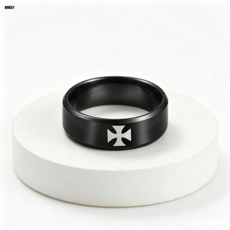 Pierścień HMEEY z tytanu i sta – Initial Ring Custom recenzja i cena